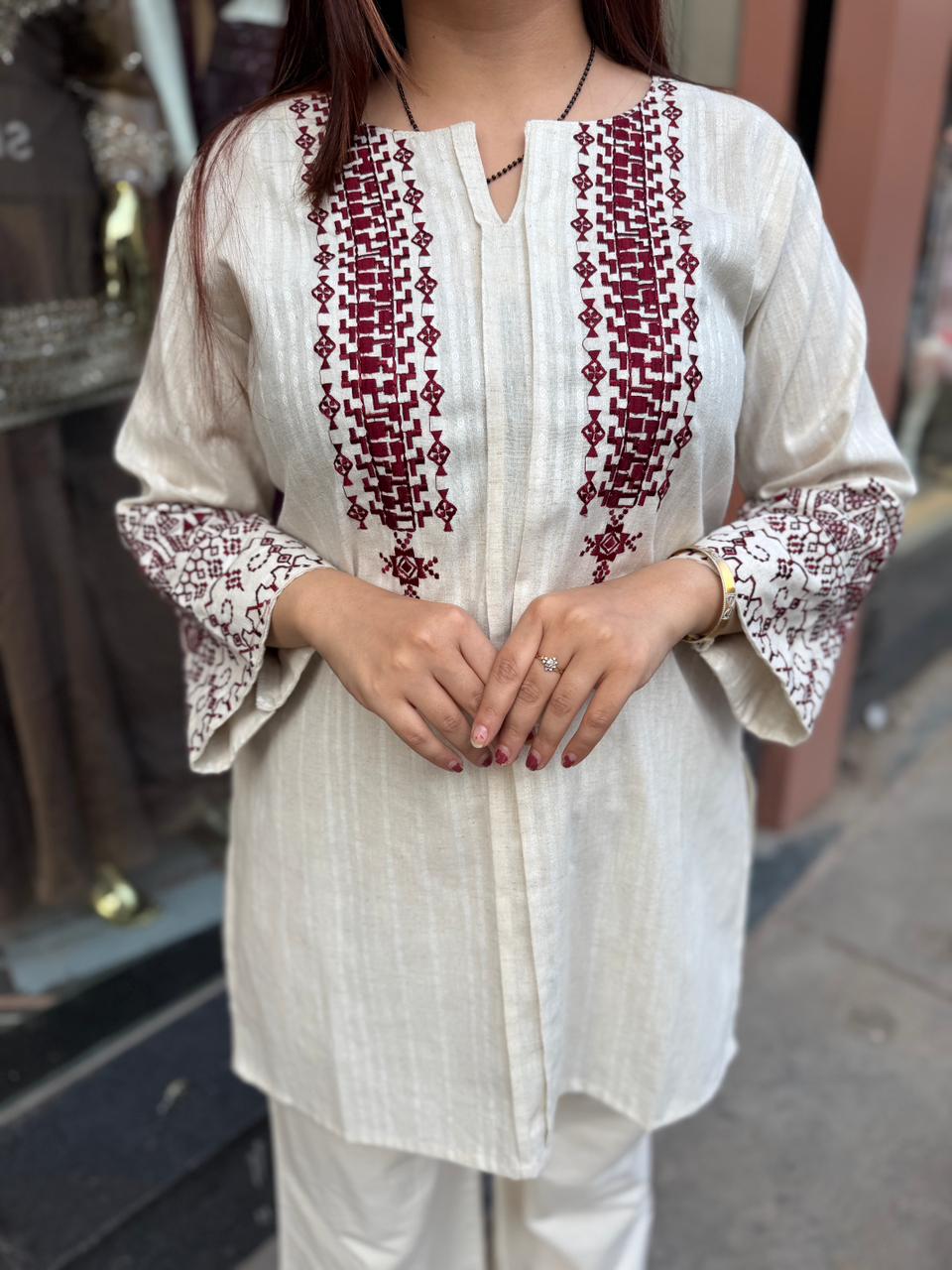 Som Embroidered Co-Ord Set