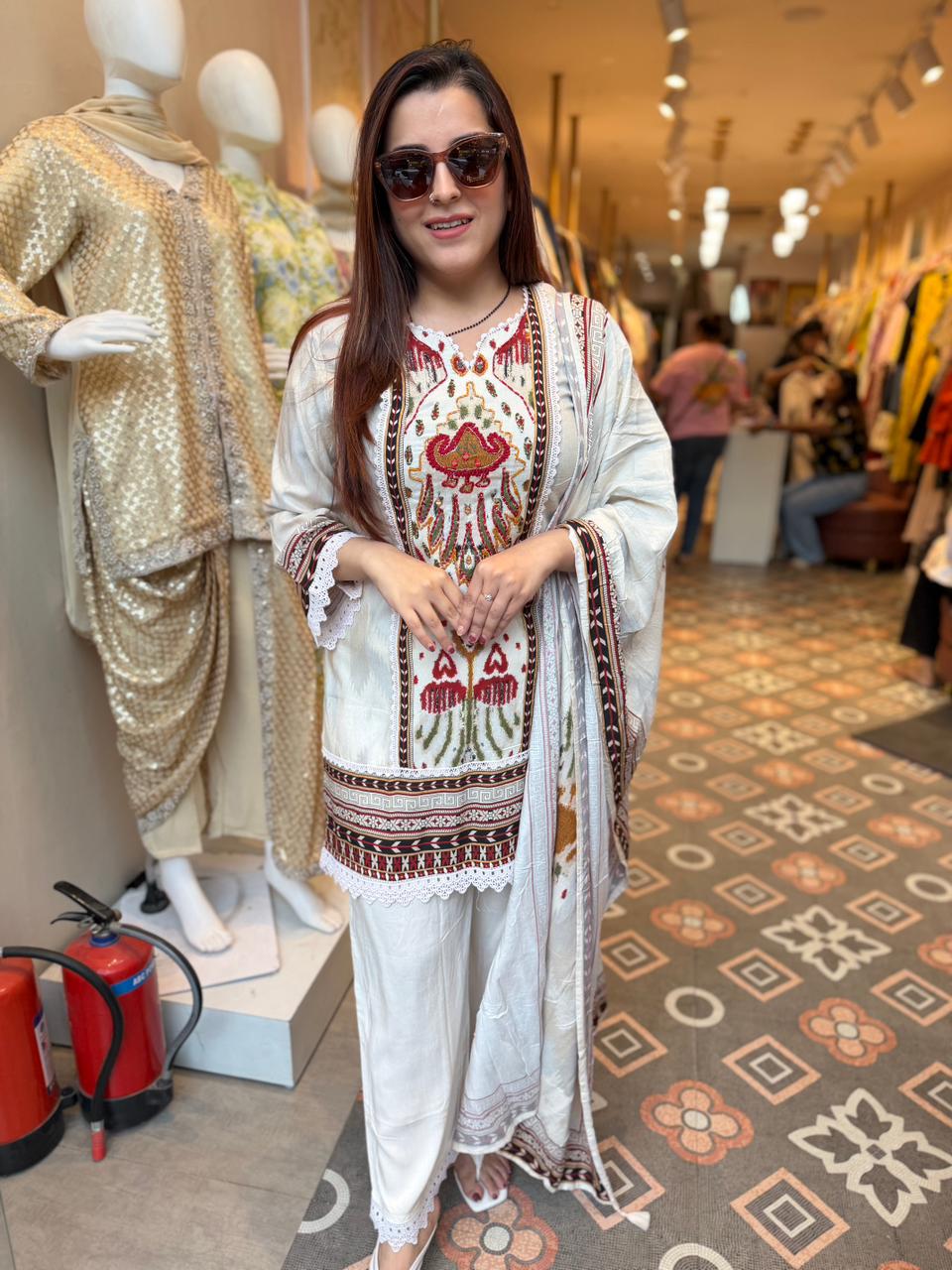 Noor-E- Embroidered Three-Piece Set