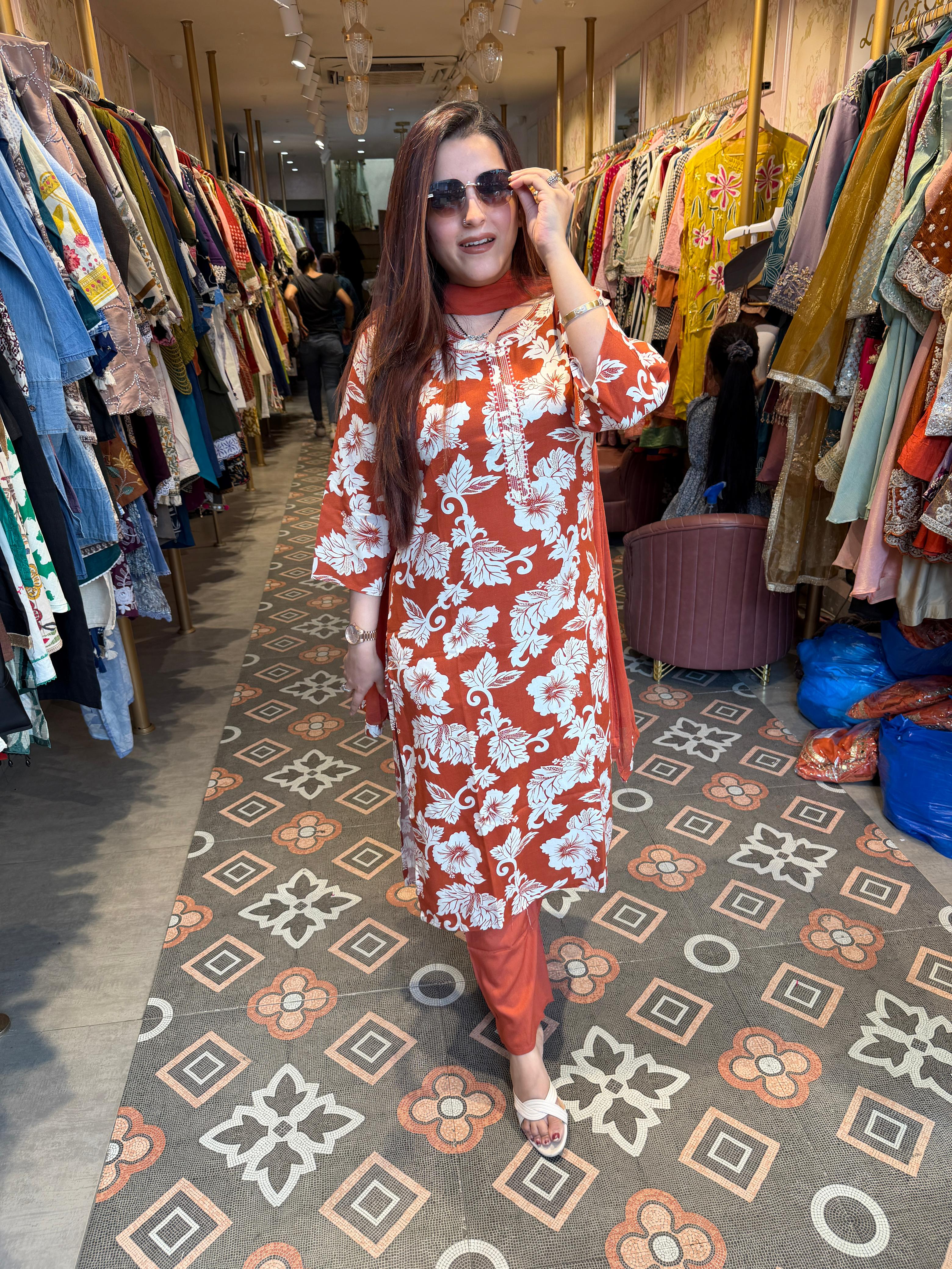Nainy Bloom Printed Kurta Set