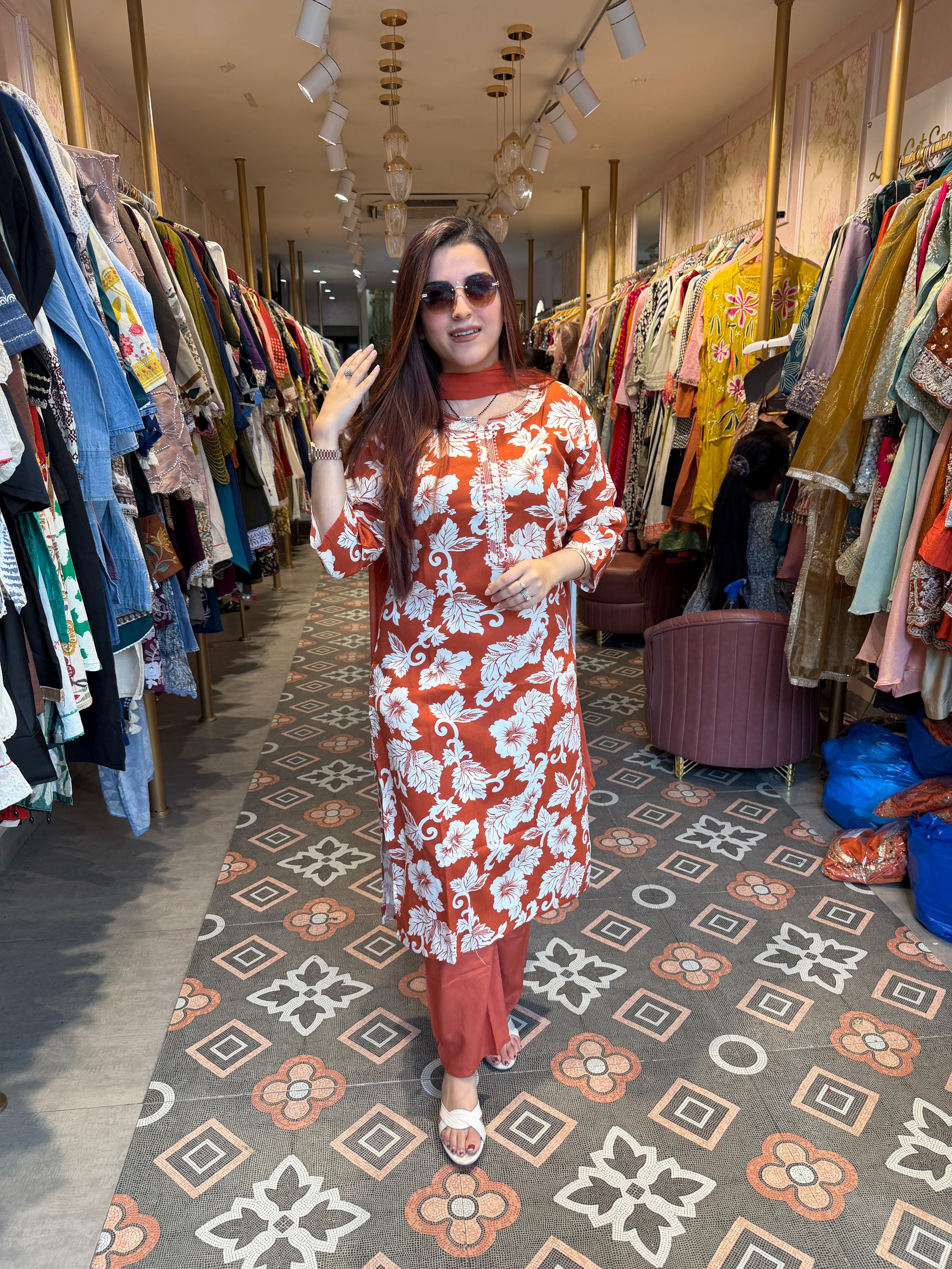 Nainy Bloom Printed Kurta Set
