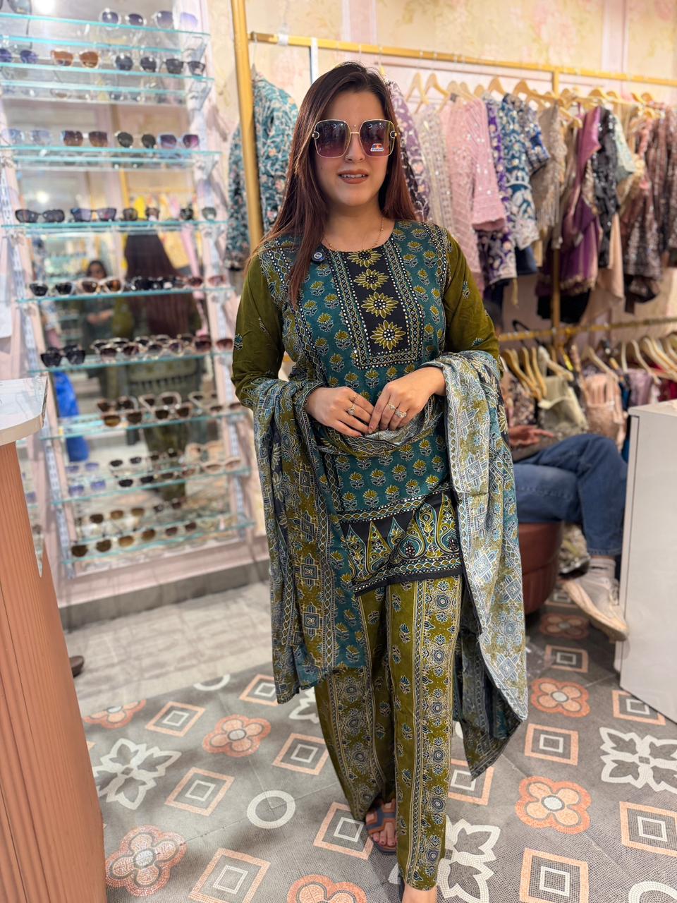Emerald Garden Printed 3-Piece Suit Set