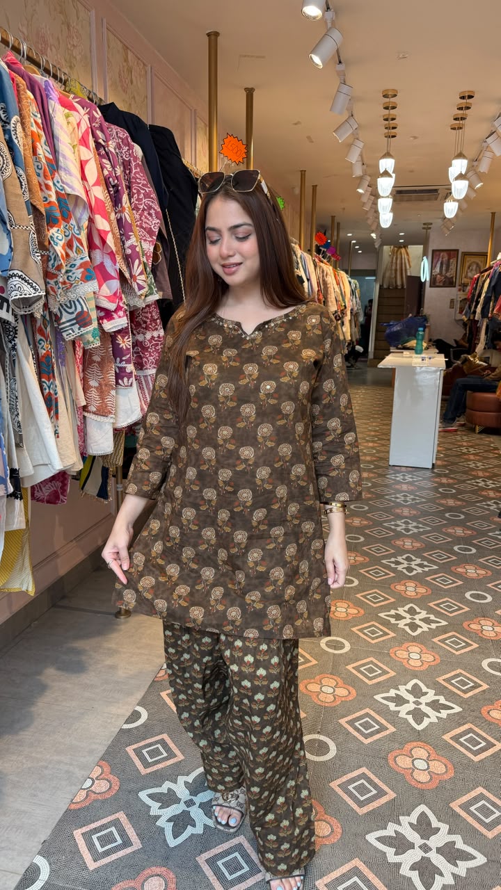 Printed straight kurta with palazzo set