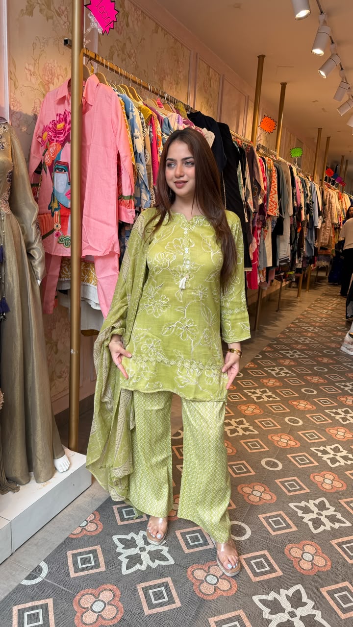 Straight-cut kurta with palazzo set