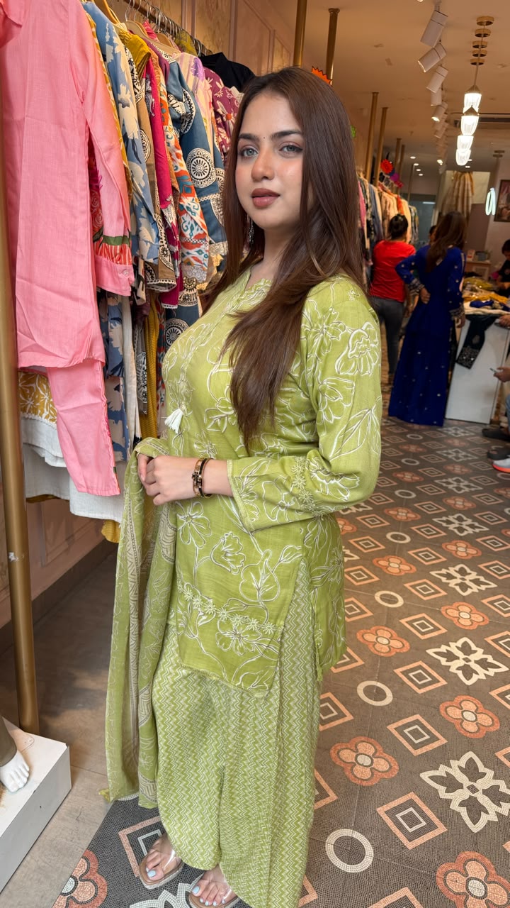Straight-cut kurta with palazzo set