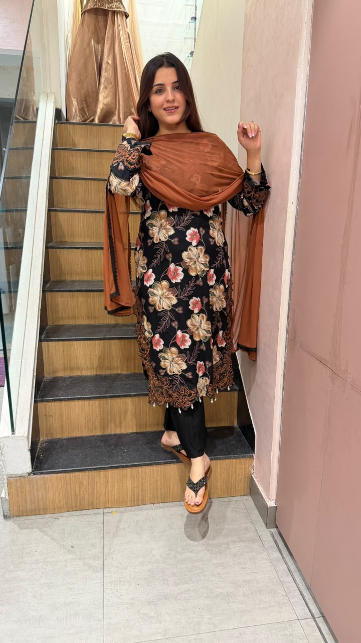 Printed kurta suit with thread lace border and matching plain dupatta