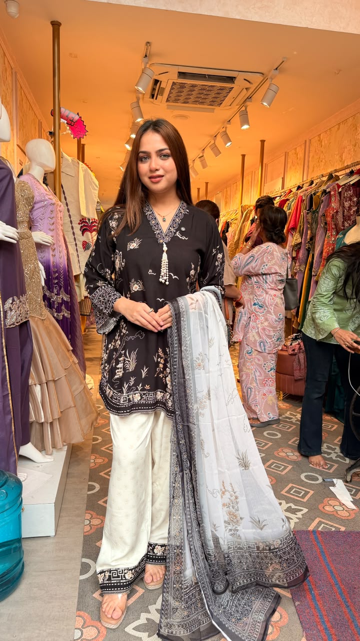 Mughal Garden Inspired Print 3-piece suit set