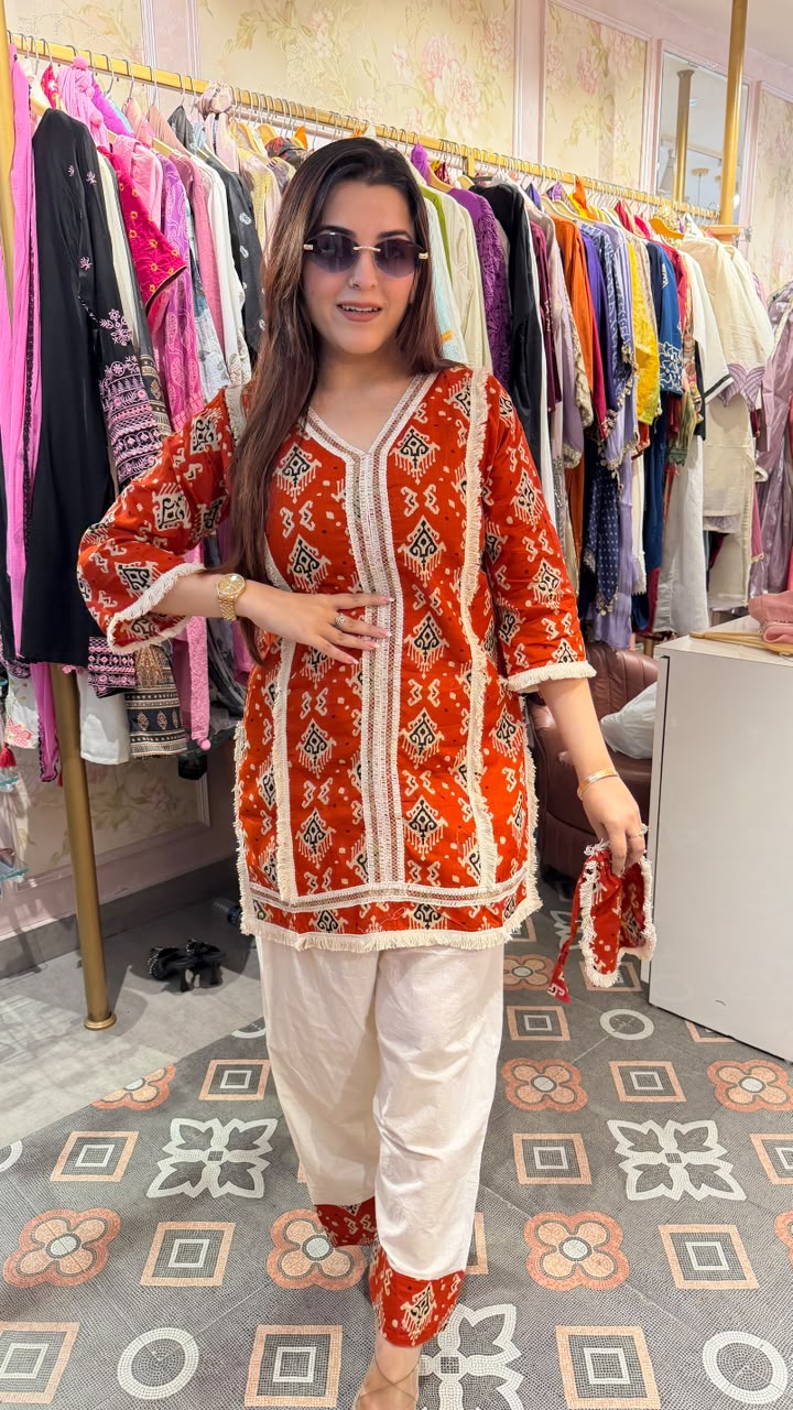 Ethnic Printed Kurta Pant Co-ord Set with Matching Potli Bag