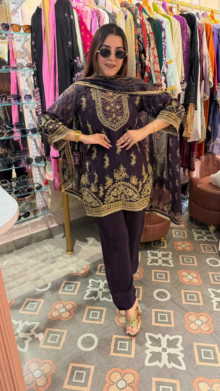 Luxury Embroidered 3-Piece Lawn Suit