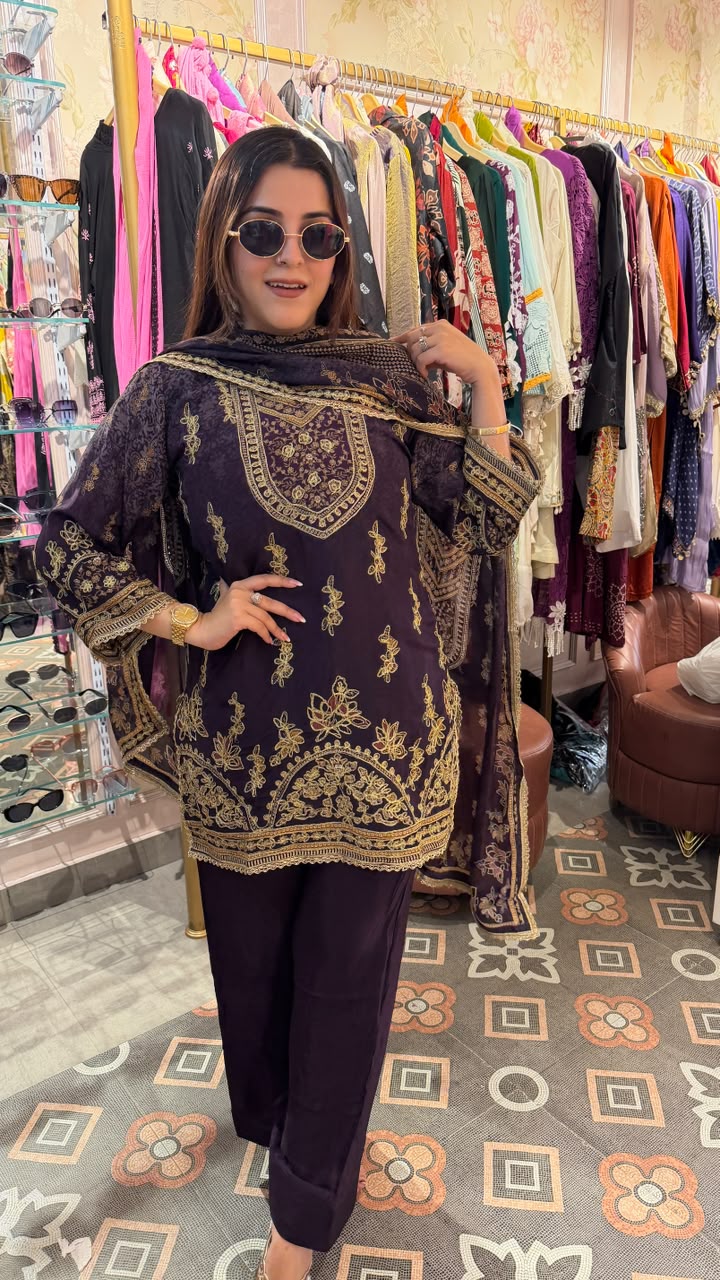 Luxury Embroidered 3-Piece Lawn Suit