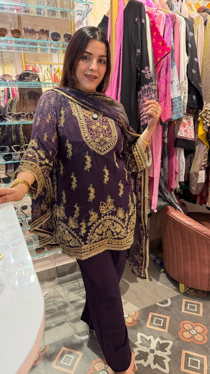 Luxury Embroidered 3-Piece Lawn Suit