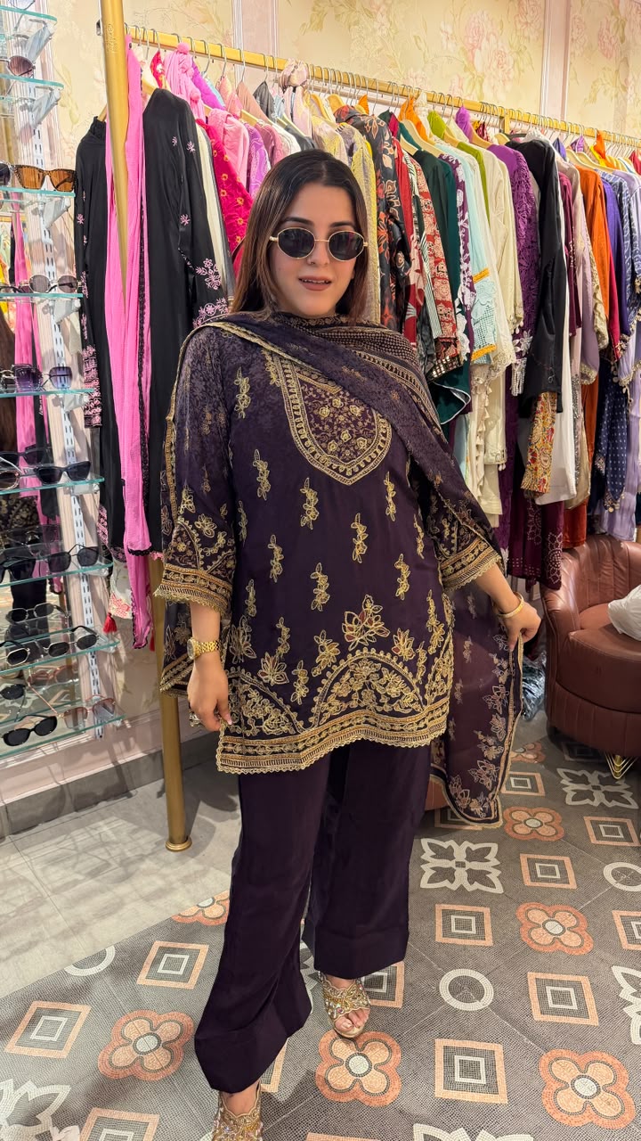 Luxury Embroidered 3-Piece Lawn Suit