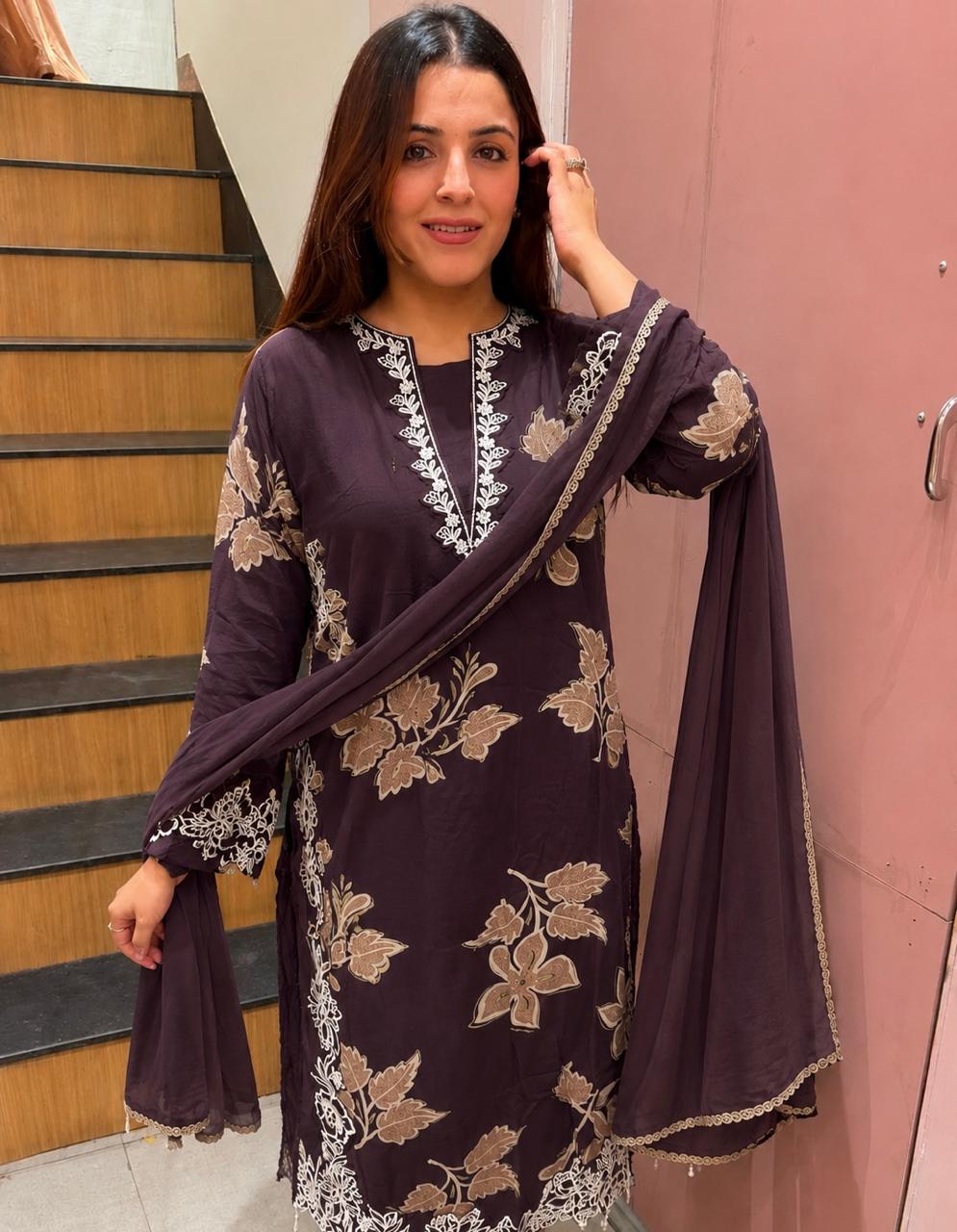Printed kurta suit with thread lace border and matching plain dupatta