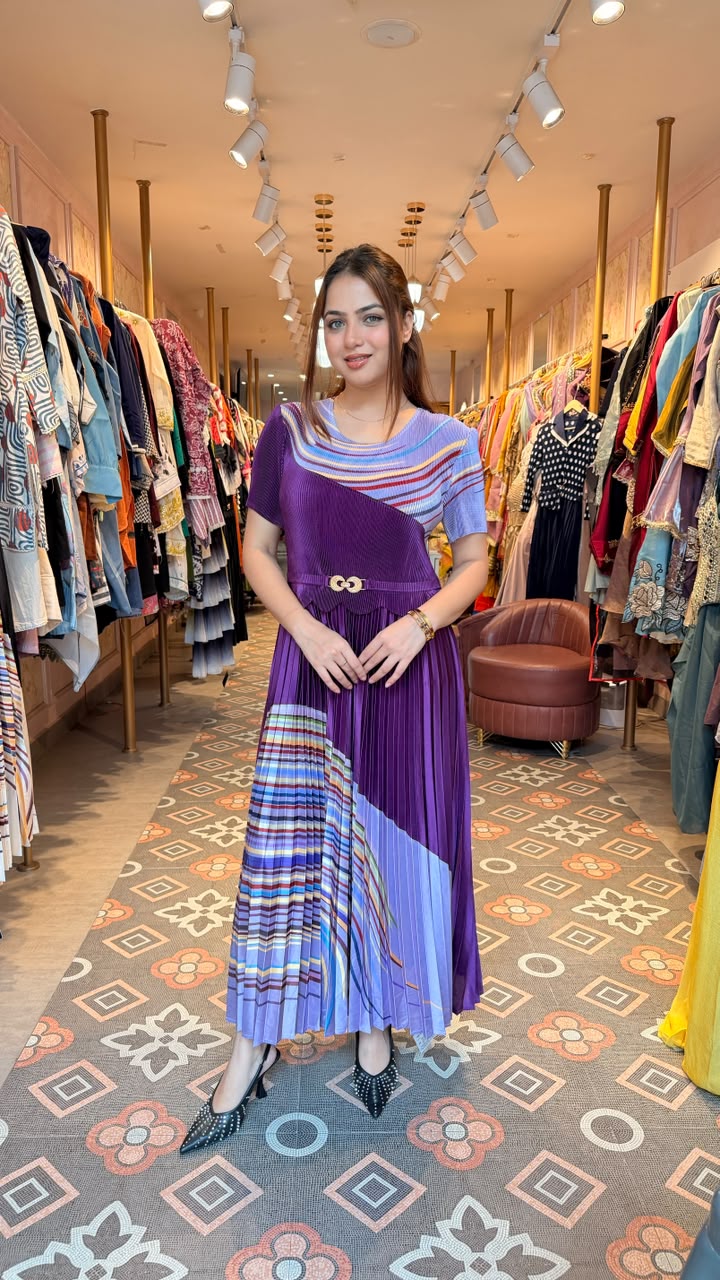 Abstract Print Pleated Midi Dress