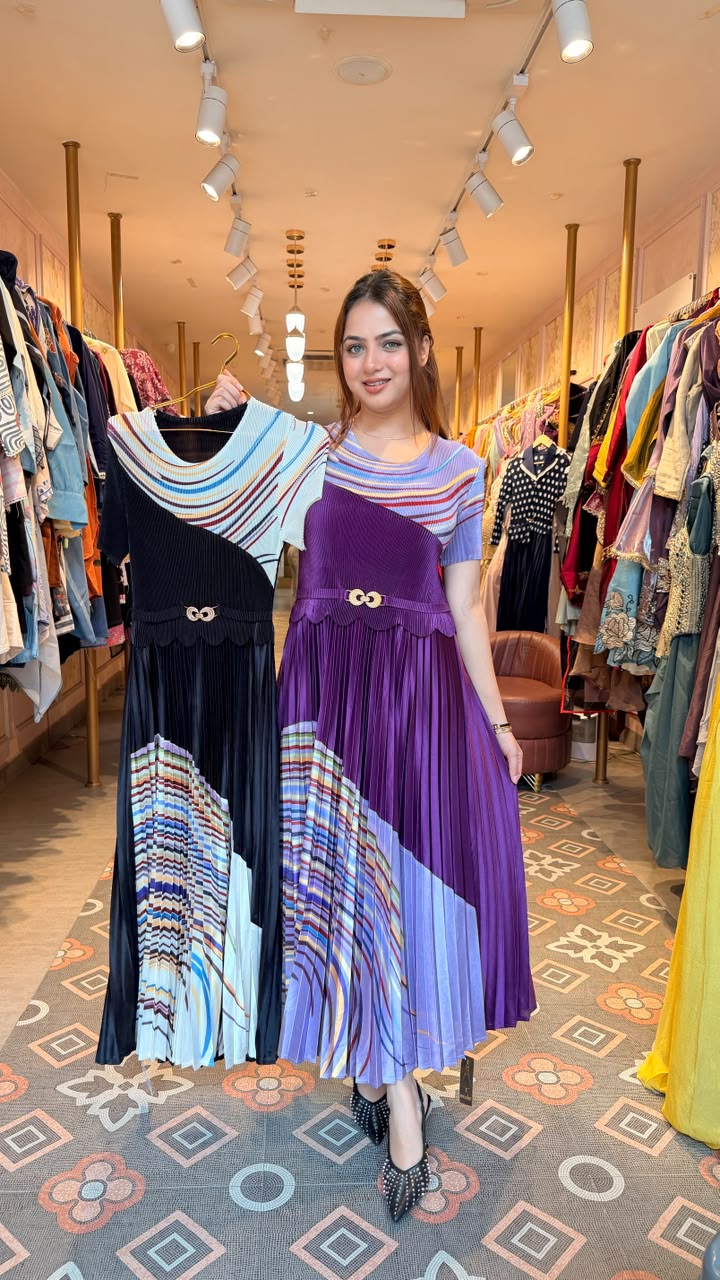 Abstract Print Pleated Midi Dress