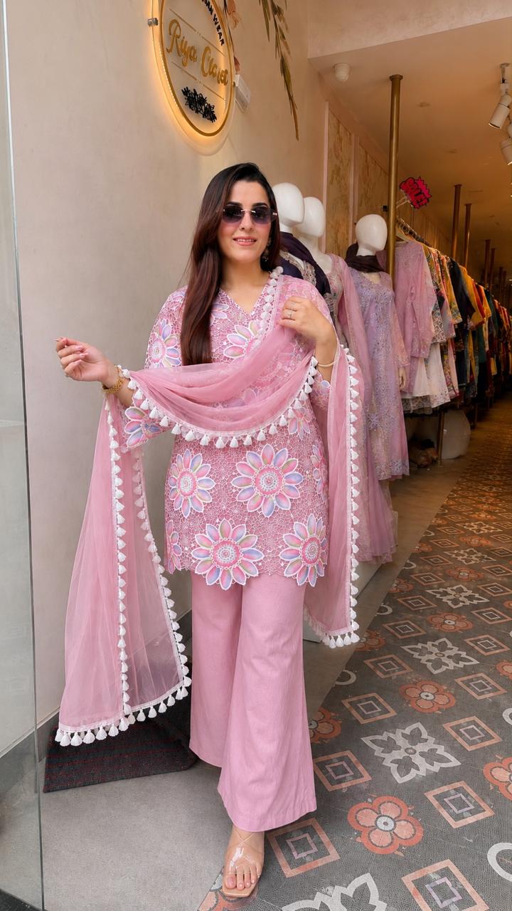 Luxury Floral 3D Lace Pakistani Suit Set