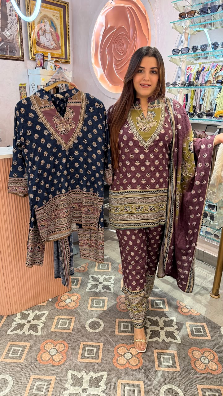 Printed Lawn 3-Piece Unstitched Suit Set