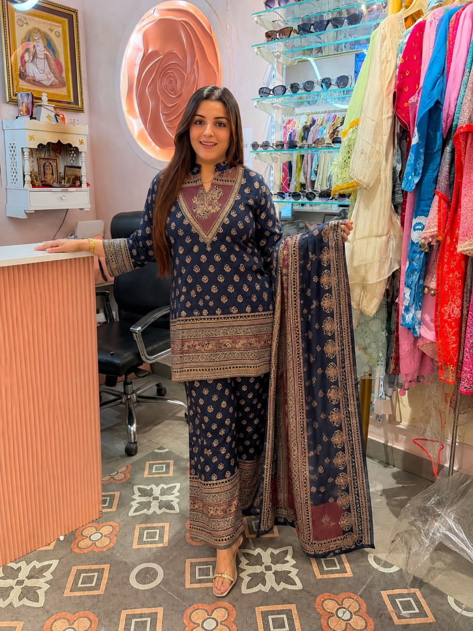 Printed Lawn 3-Piece Unstitched Suit Set