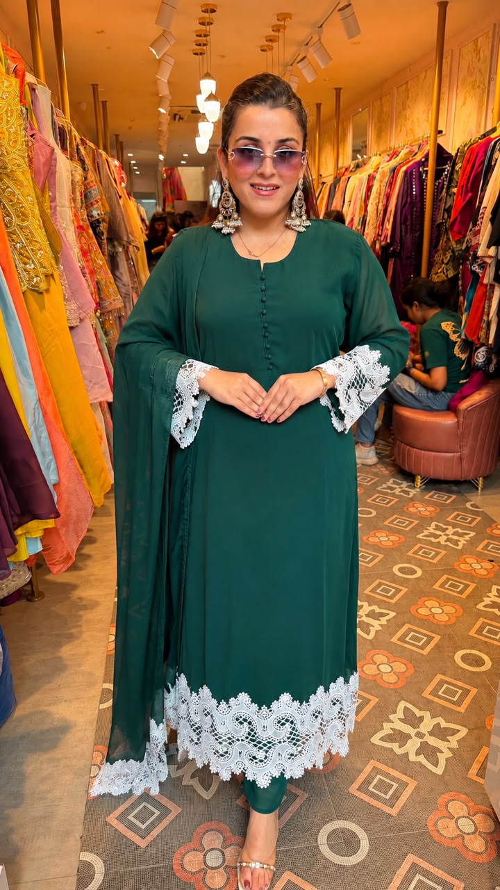 Pakistani-style straight georgette kurti set