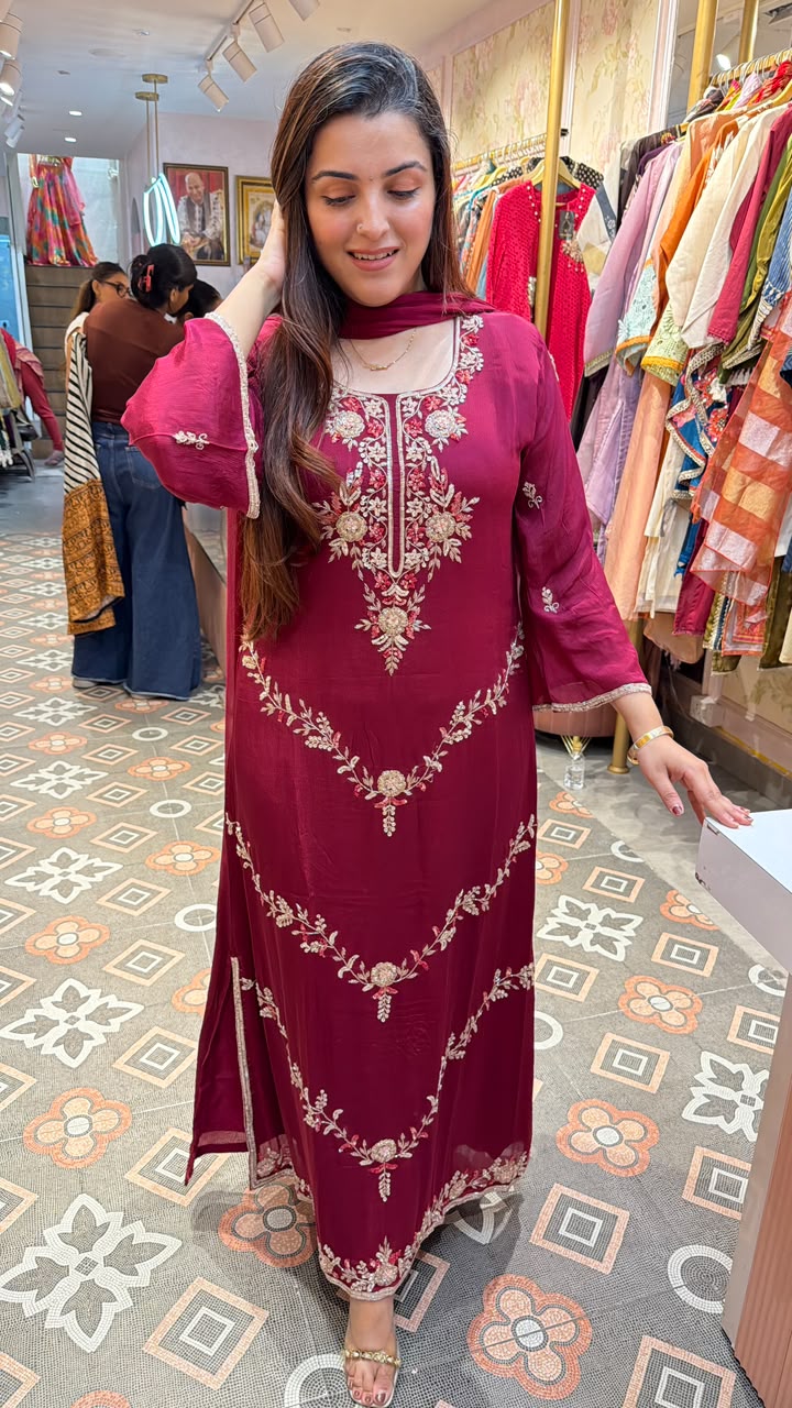 Royal Embroidered Anarkali Kurta Set