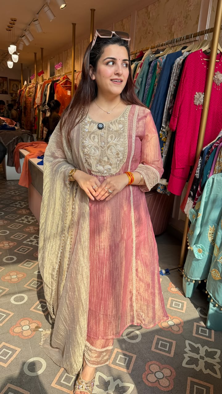 Rose Gold Noor – Embroidered Straight Kurta Set