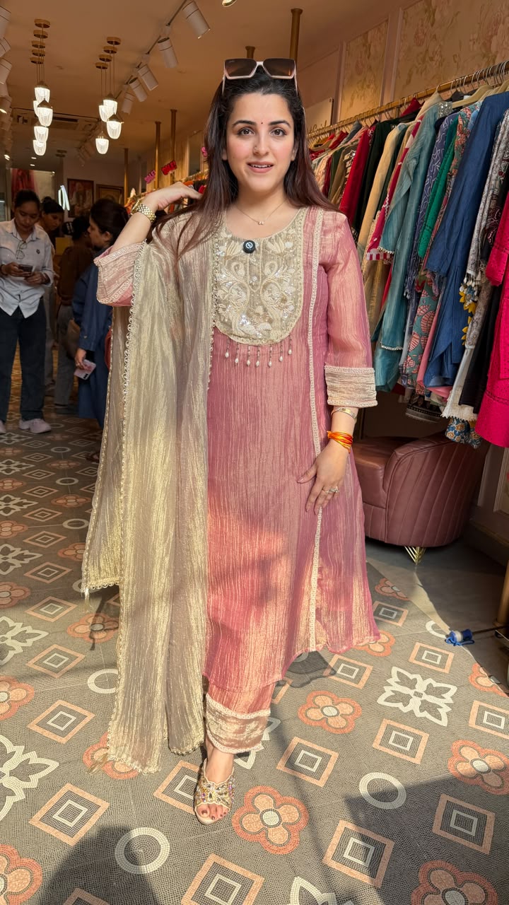 Rose Gold Noor – Embroidered Straight Kurta Set