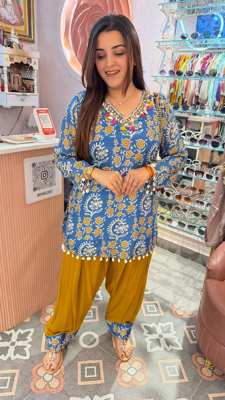 Printed Straight Kurta with Salwar Pants